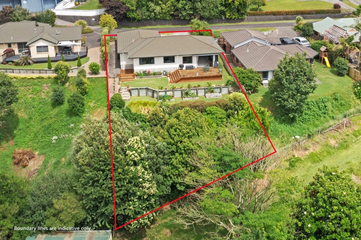 58 Waipuna Grove, Welcome Bay, Tauranga - Carousel 2