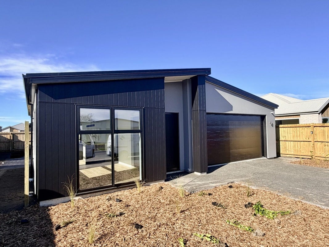 12 Rita Angus Road, Belfast, Christchurch - Carousel 2