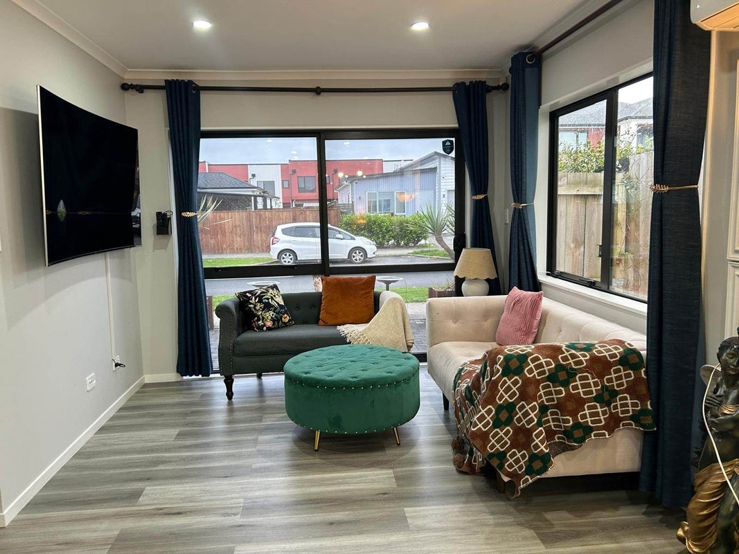 3 Survila Street, Takanini, Auckland - Carousel 1