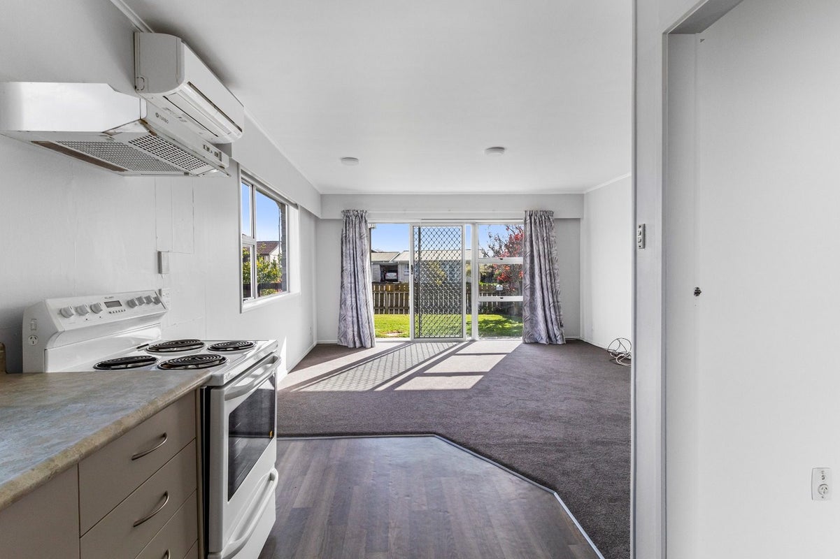 21 Roy Street, Nawton, Hamilton - Carousel 18