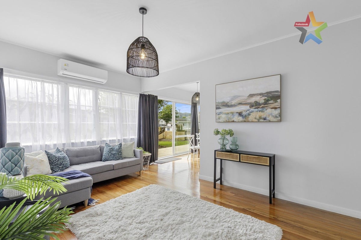 16 Purser Grove, Fairfield, Lower Hutt - Carousel 2