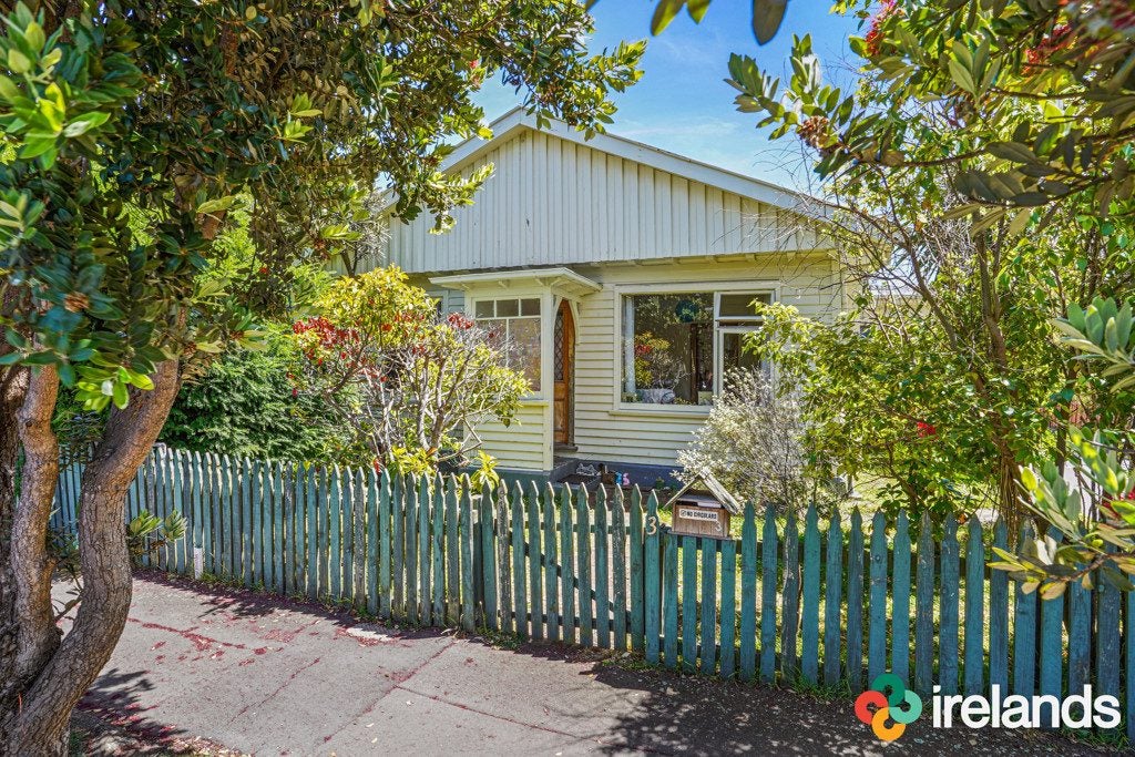 1/3 Celia Street, Redcliffs, Christchurch - Carousel 1