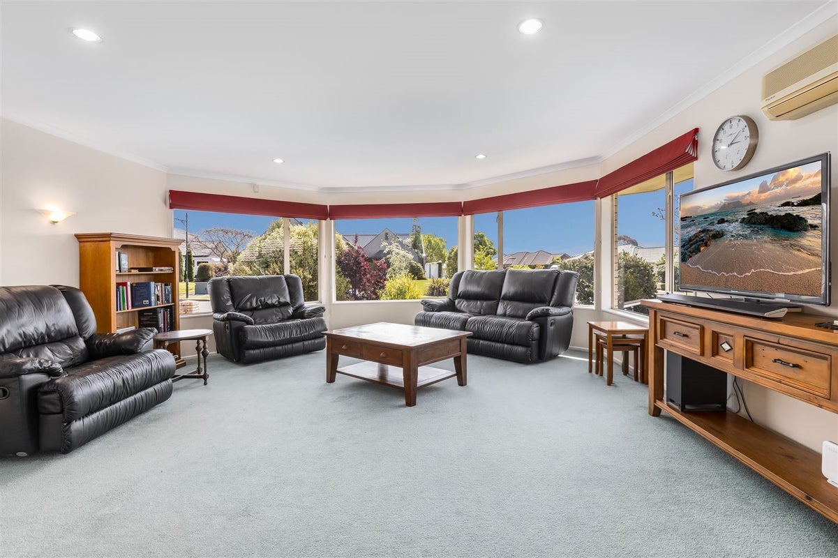 49 Hillcrest Avenue, Witherlea, Blenheim - Carousel 2