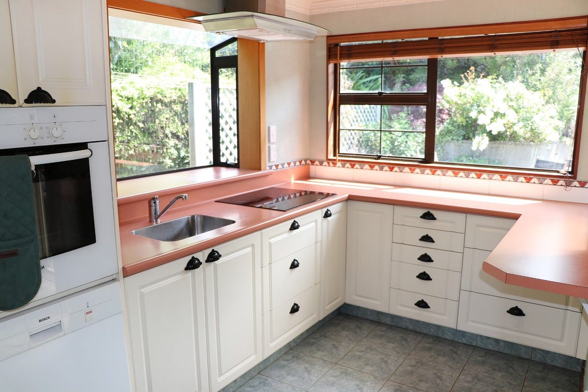 83 Lonsdale Street, Belleknowes, Dunedin - Carousel 2