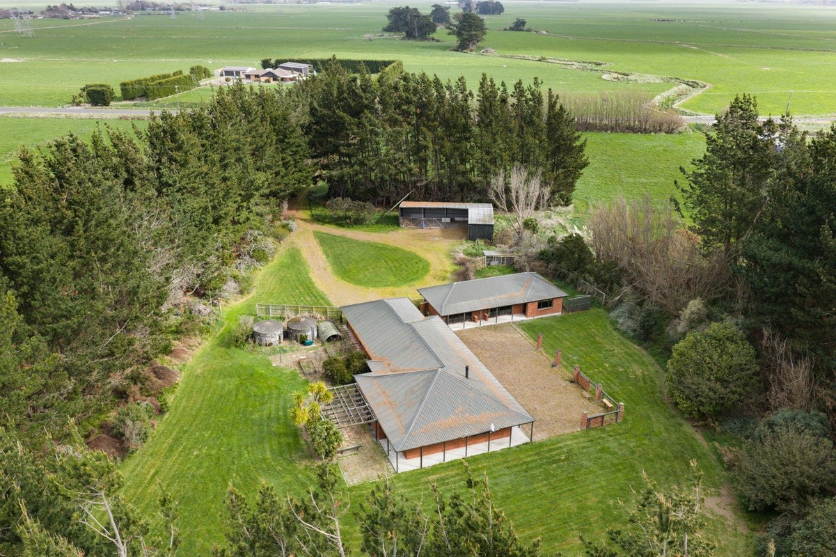 1351 Rongotea Road, Kairanga, Palmerston North - Carousel 1