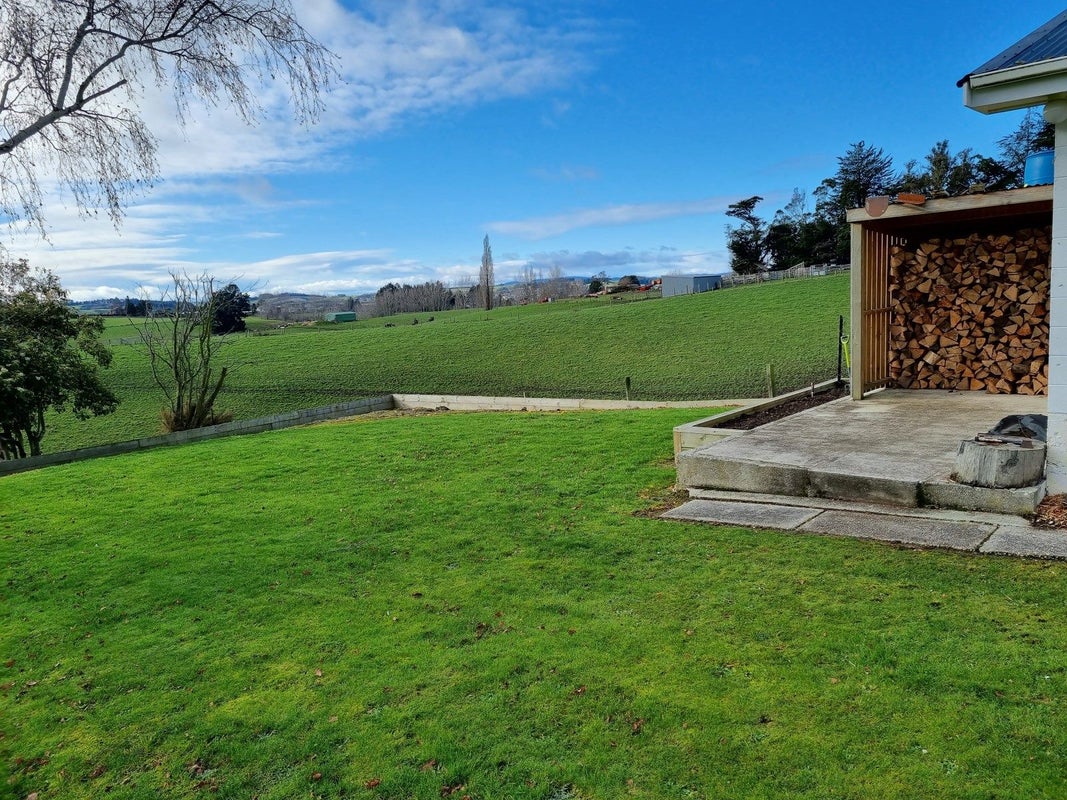 46 Clinton Highway, Te Houka - Carousel 16