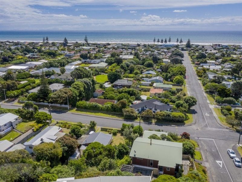 37 Manuka Street, Otaki Beach, Otaki - Carousel 15