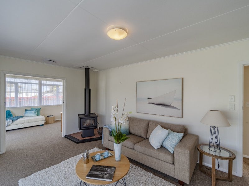 21 Morris Spence Avenue, Onekawa, Napier - Carousel 1