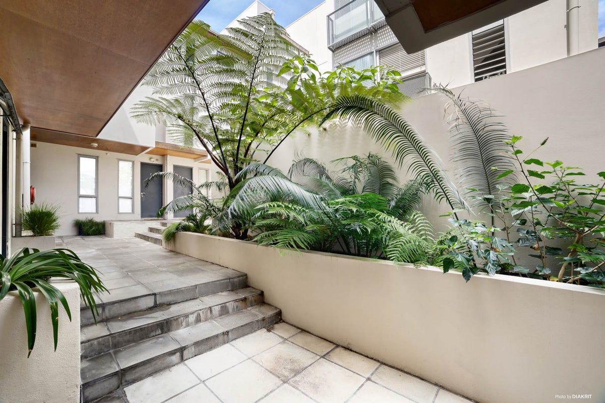 8/5 Fox Street, Parnell, Auckland - Carousel 1