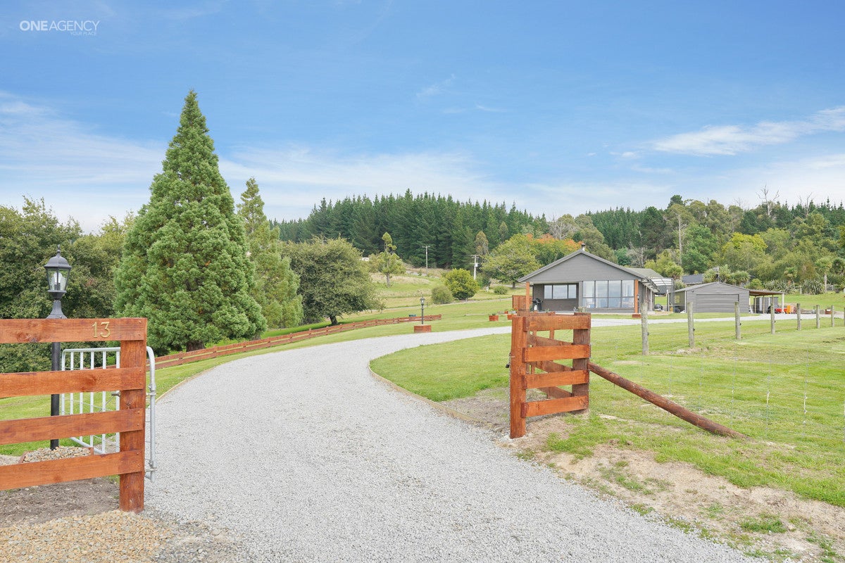 13 Woodsman Lane, Ashley, Rangiora - Carousel 1