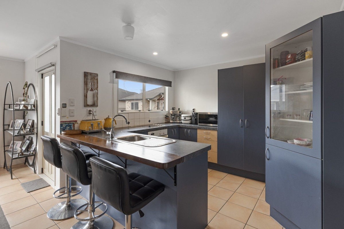 44A Bellevue Road, Brookfield, Tauranga - Carousel 2