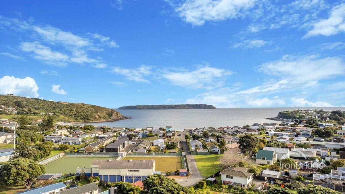 2 Whitehouse Road, Titahi Bay, Porirua - Carousel 14