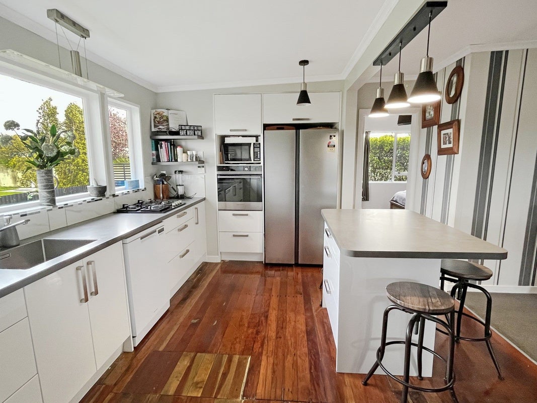 49 Milson Line, Milson, Palmerston North - Carousel 2
