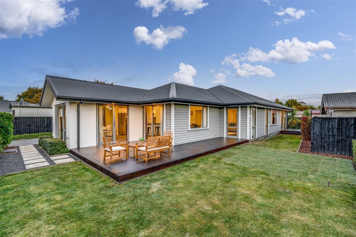 6A Kellys Road, Mairehau, Christchurch - Carousel 1