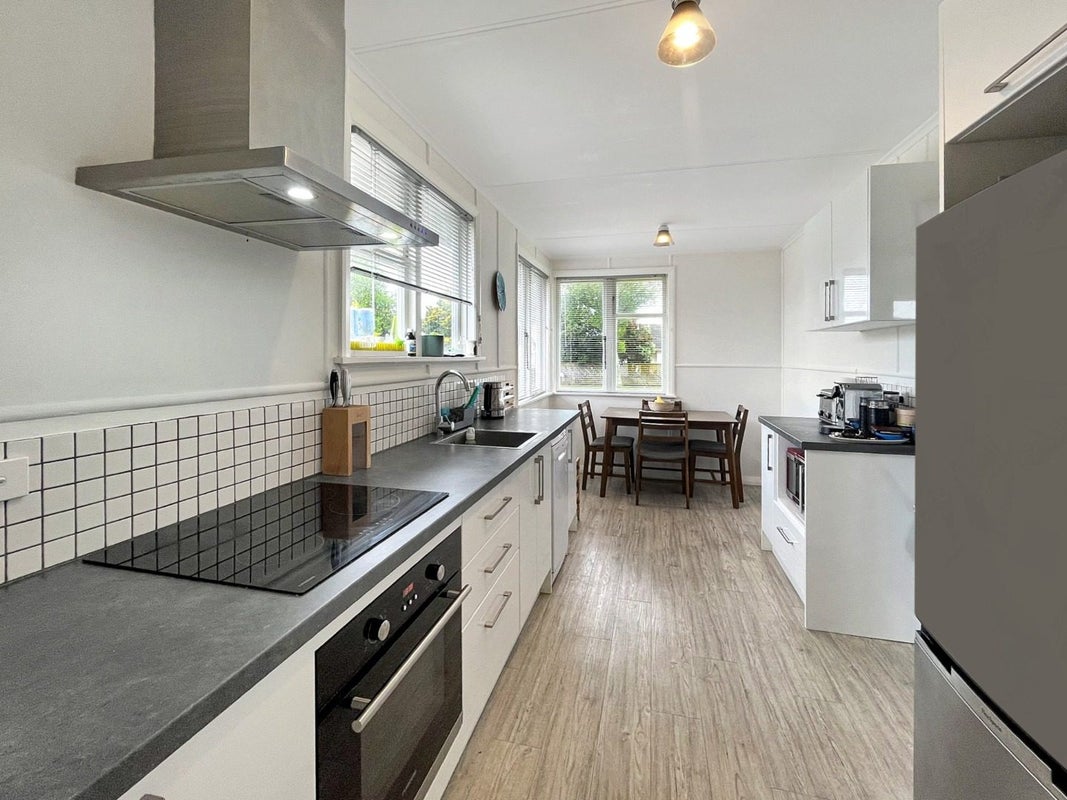 51A Seddon Street, Takaro, Palmerston North - Carousel 2