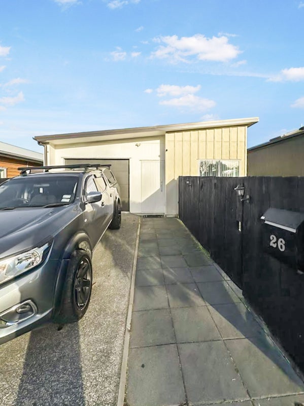 26 Regiment Road, Papakura, Papakura - Carousel 1