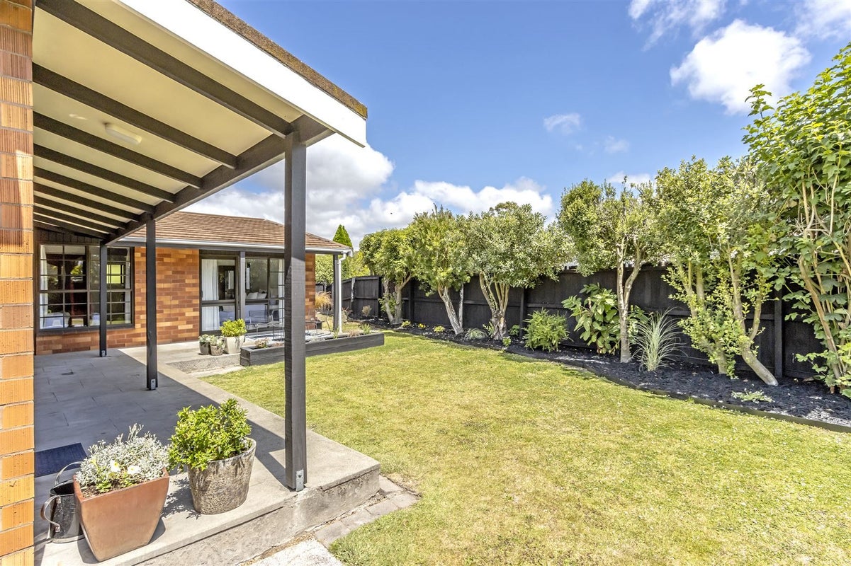 27 Camberwell Place, Avonhead, Christchurch - Carousel 14