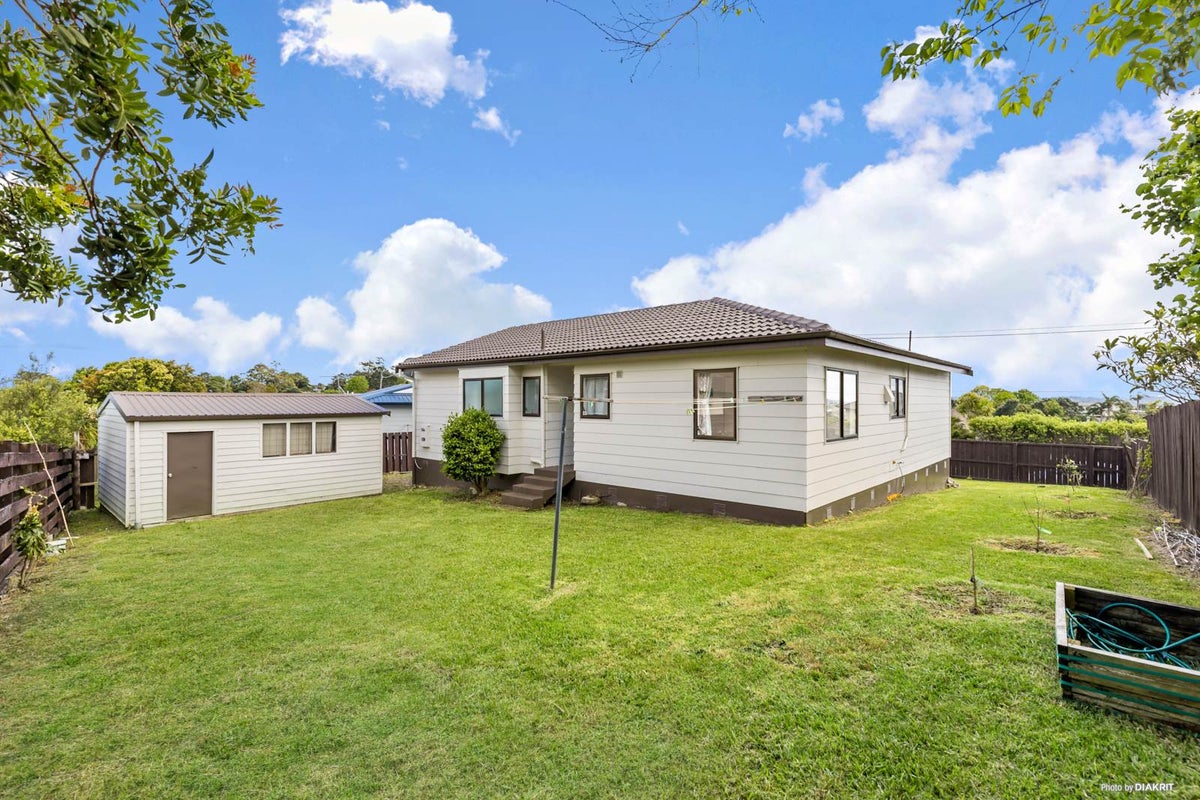 59 Luckens Road, West Harbour, Auckland - Carousel 2