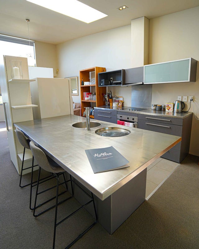9 Onslow Road, Khandallah, Wellington - Carousel 2