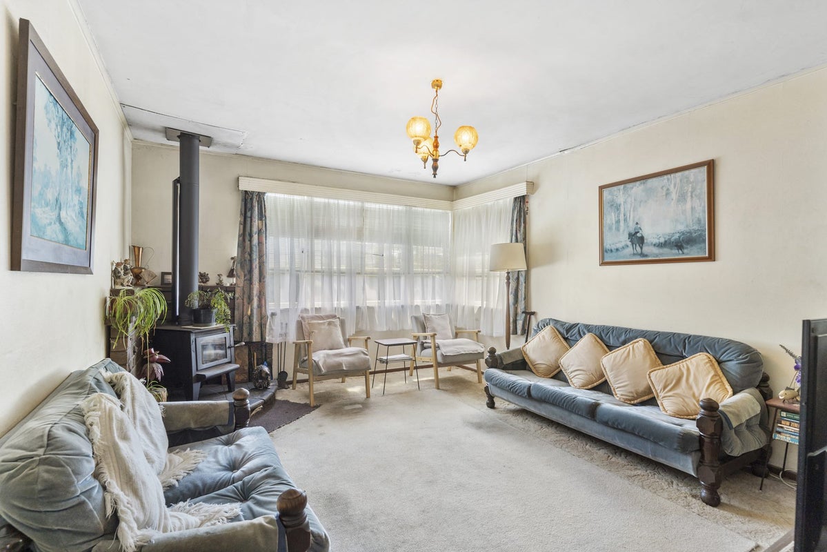 5 Tamatea Avenue, Point England, Auckland - Carousel 2