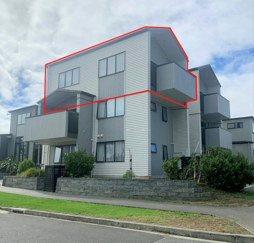 4/38 Fenchurch Street, Glen Innes, Auckland - Carousel 1