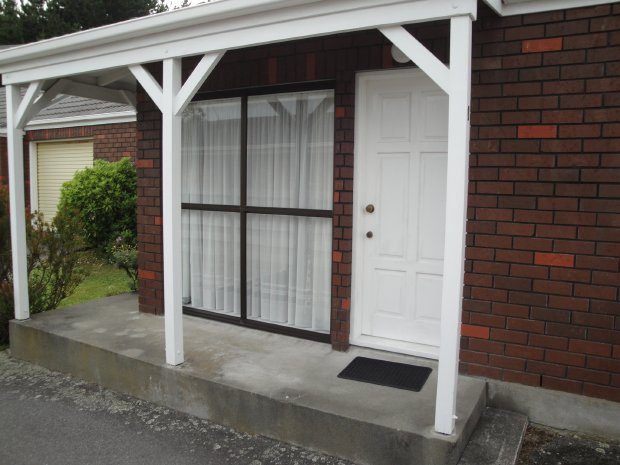 57b Raumati Road, Raumati Beach, Kapiti Coast, Wellington - Carousel 2