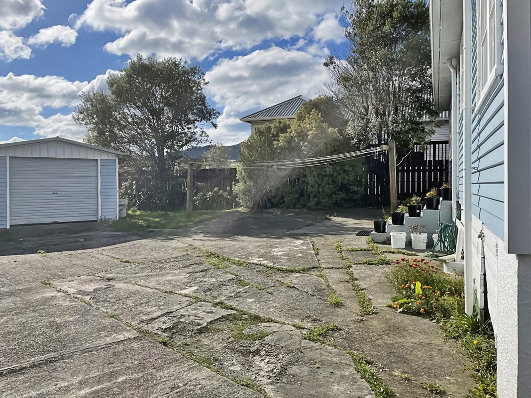 25 Nelson Crescent, Wainuiomata, Lower Hutt - Carousel 10