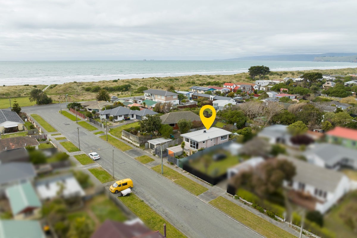 15 Sturdee Street, South New Brighton, Christchurch - Carousel 19