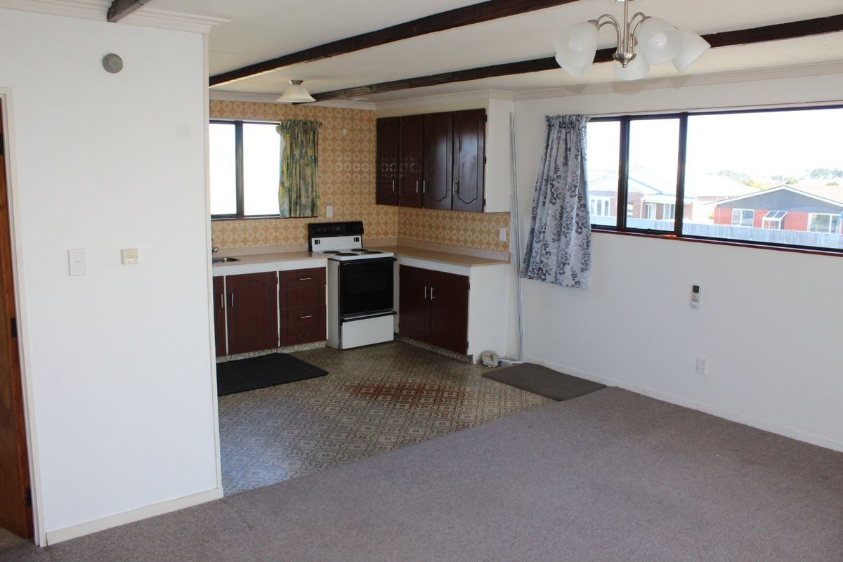81F Prince Albert Road, Saint Kilda, Dunedin - Carousel 2