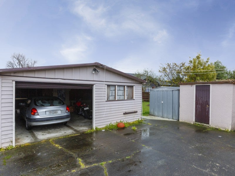 12 Upham Terrace, Roslyn, Palmerston North - Carousel 13