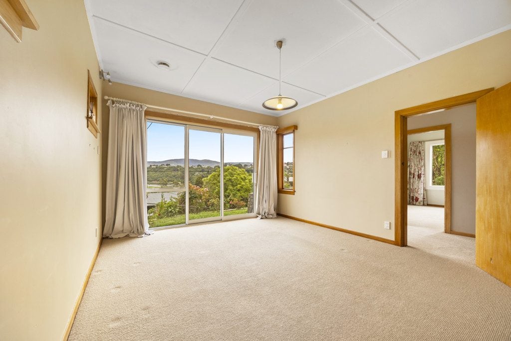 53 Cranston Street, Andersons Bay, Dunedin - Carousel 2