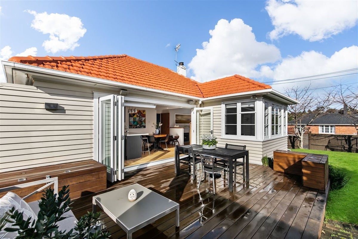 41 Aliford Avenue, One Tree Hill, Auckland - Carousel 1