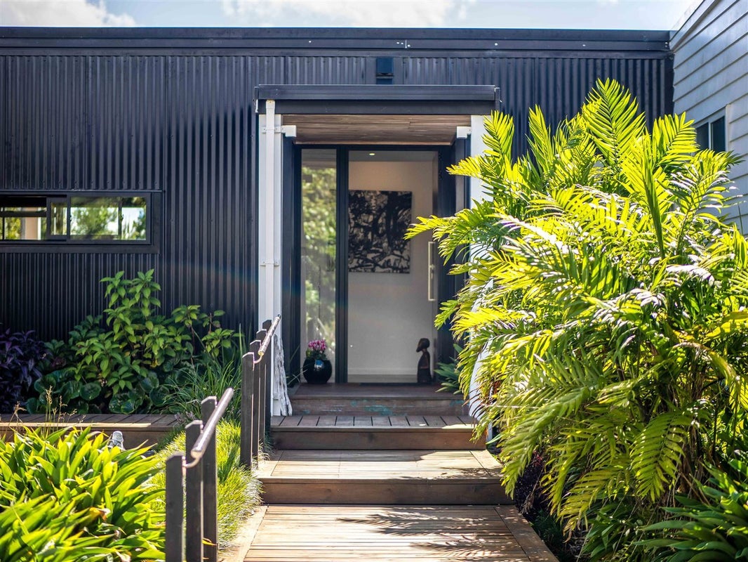 118 Landing Road, Kerikeri, Kerikeri - Carousel 2
