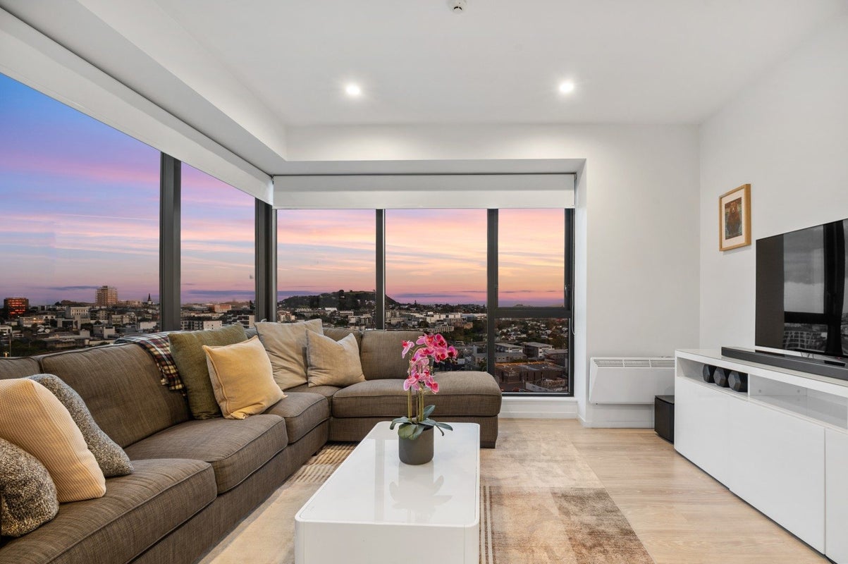 1403/8 Hereford Street, Freemans Bay, Auckland - Carousel 2