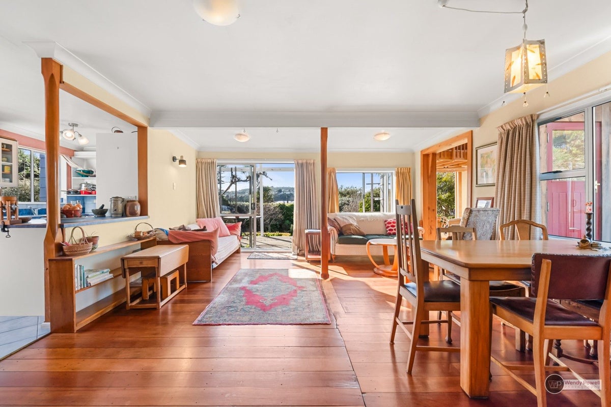 70 Hill Road, Belmont, Lower Hutt - Carousel 2