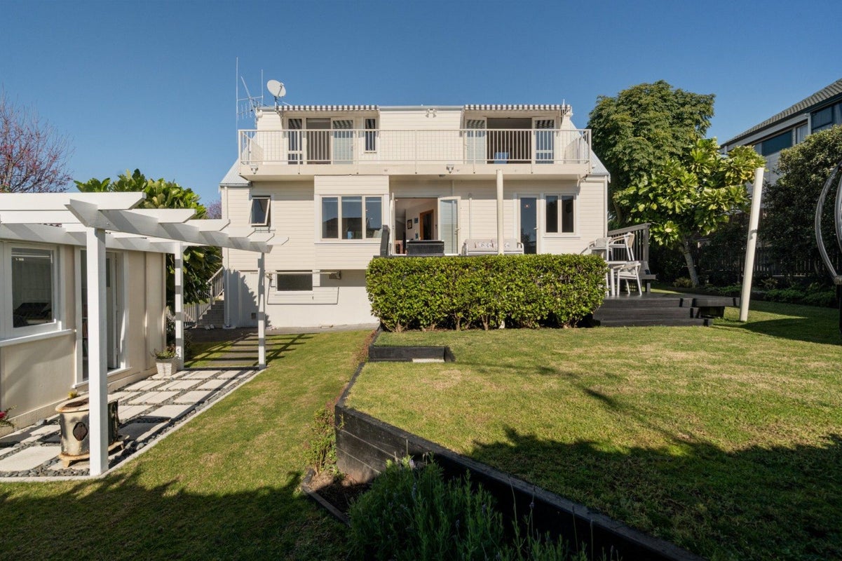 11 Milton Road, Otumoetai, Tauranga - Carousel 2