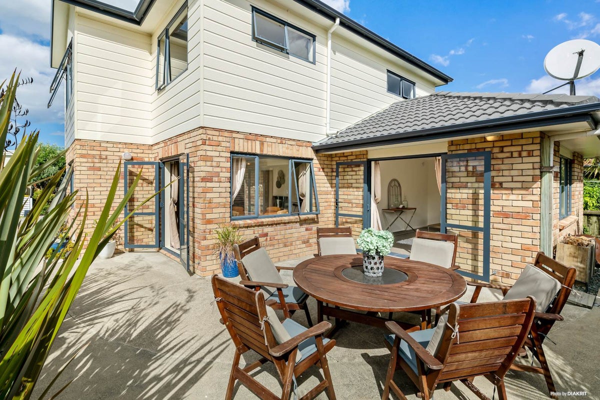 4/149 Brightside Road, Stanmore Bay, Whangaparaoa - Carousel 1