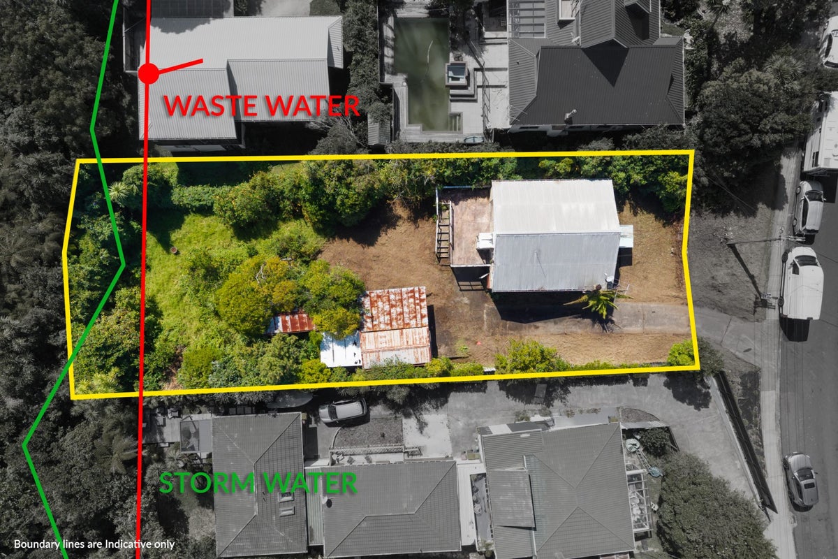 36 Heathcote Road, Castor Bay, Auckland - Carousel 1