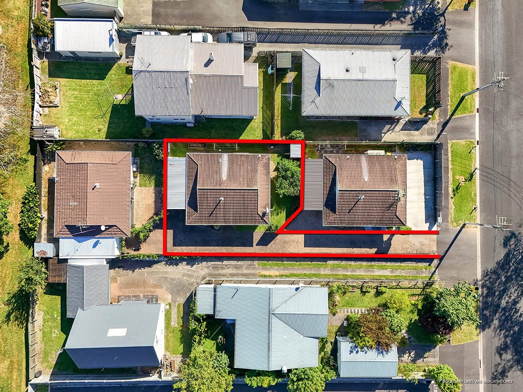 10B Frances Street, Hamilton East, Hamilton - Carousel 13
