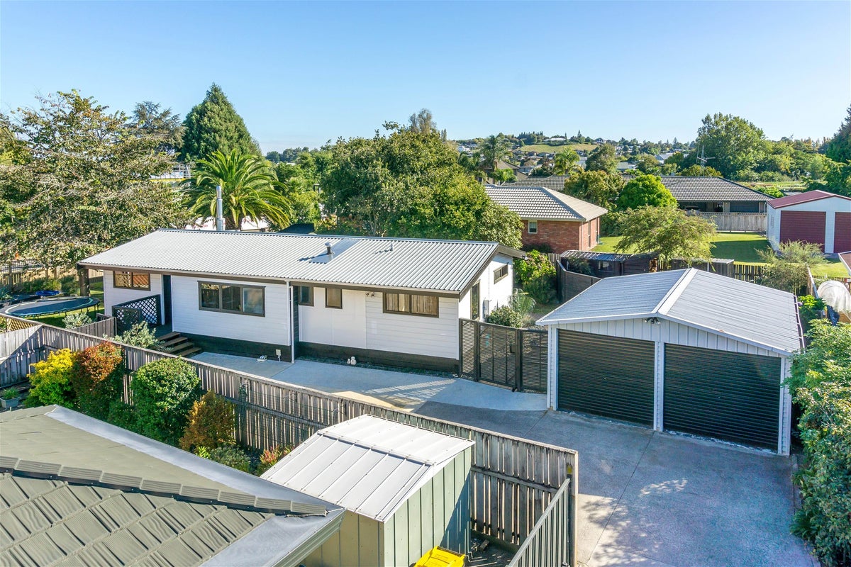 54 Christie Avenue, Te Awamutu, Te Awamutu - Carousel 2