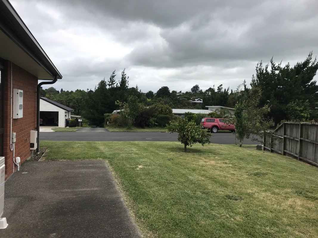 42 Alpers Ridge, Leamington, Cambridge - Carousel 2