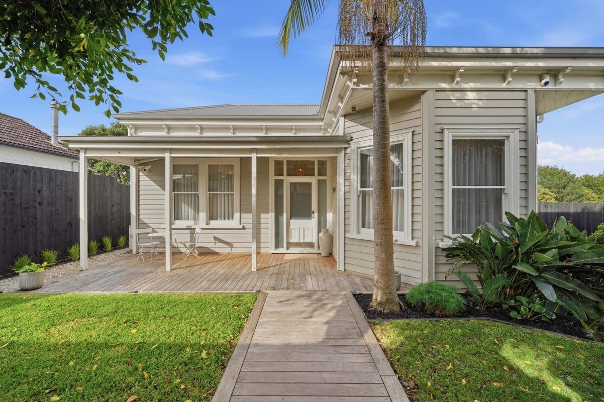 2/37 Panorama Road, Mount Wellington, Auckland - Carousel 1