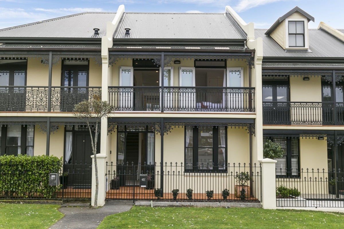 40E Agra Crescent, Khandallah, Wellington - Carousel 2