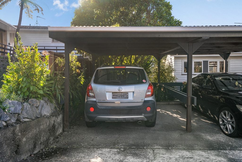 2/54 Holborn DR, Stokes Valley, Lower Hutt - Carousel 21