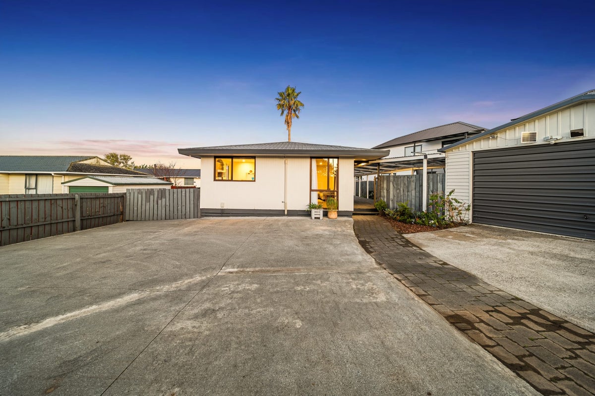 410 Swanson Road, Ranui, Auckland - Carousel 2