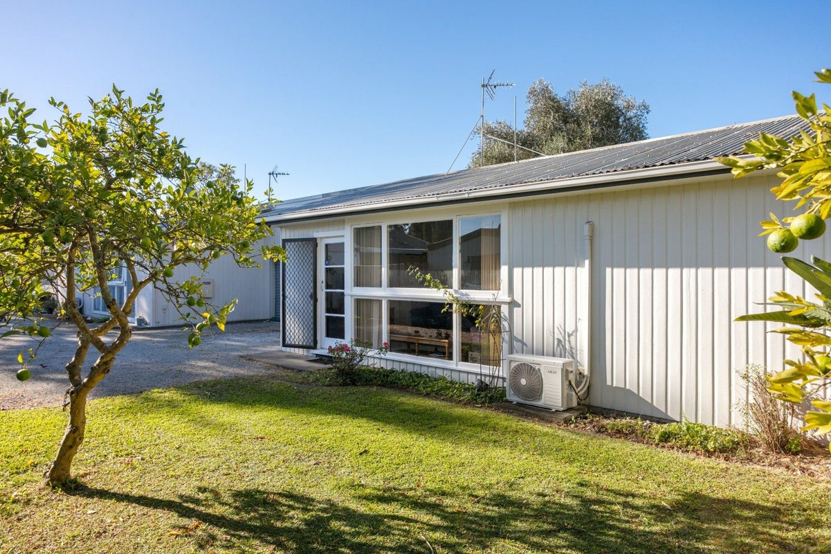 54B Graham Road, Inner Kaiti, Gisborne - Carousel 1
