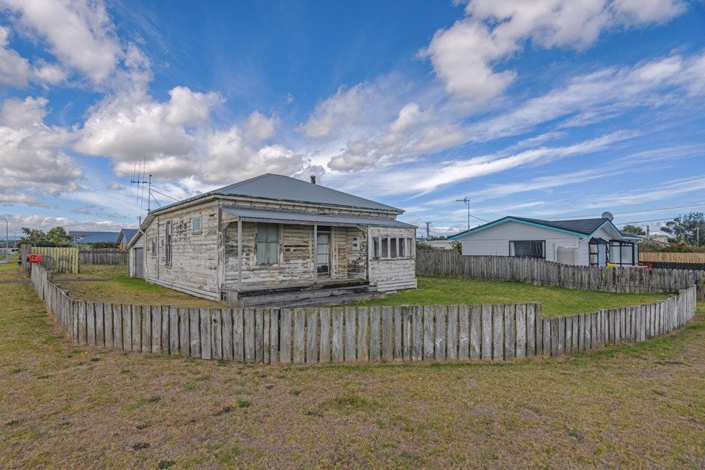 66 Andrews Street, Foxton Beach, Foxton - Carousel 15