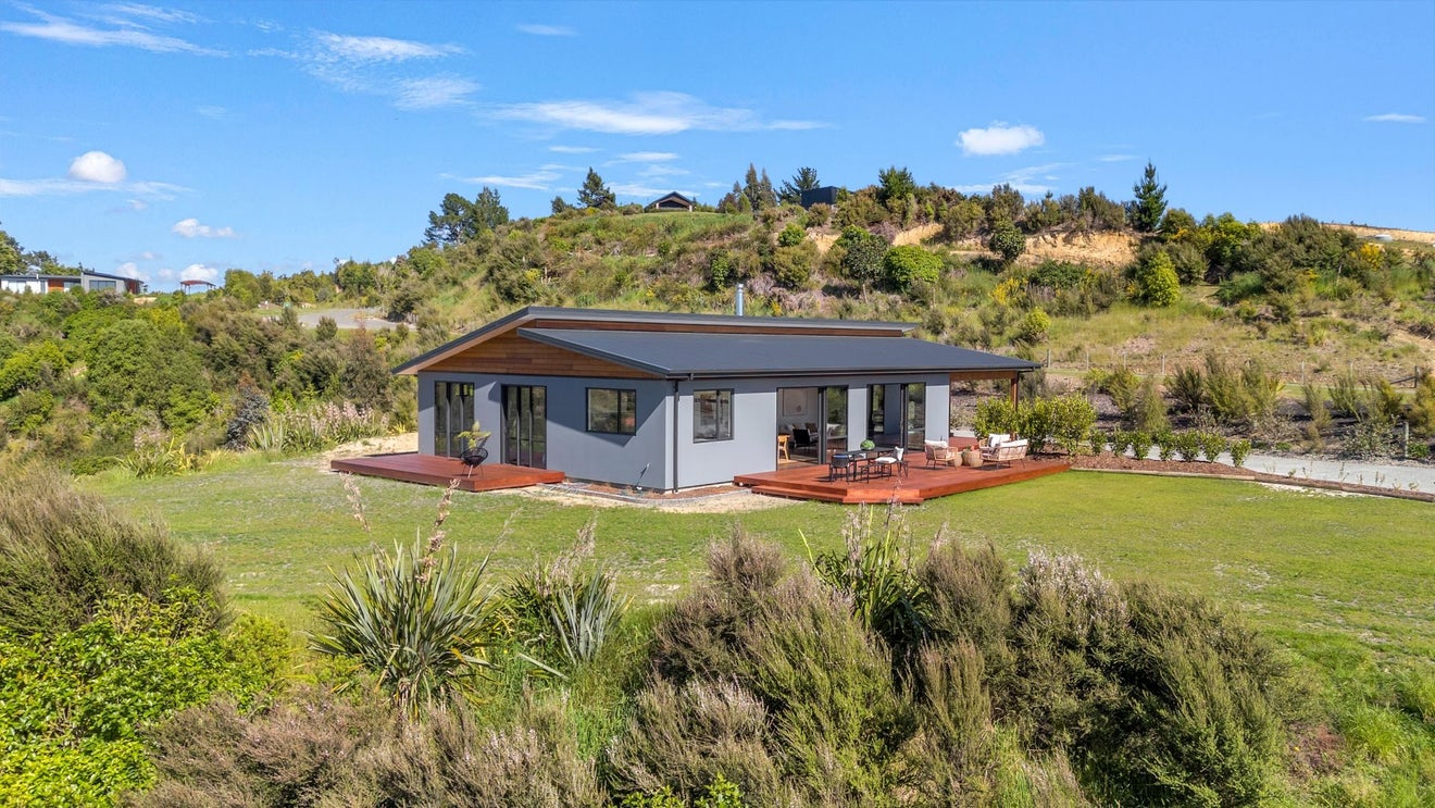 289 Bronte Road West, Bronte, Upper Moutere - Carousel 1