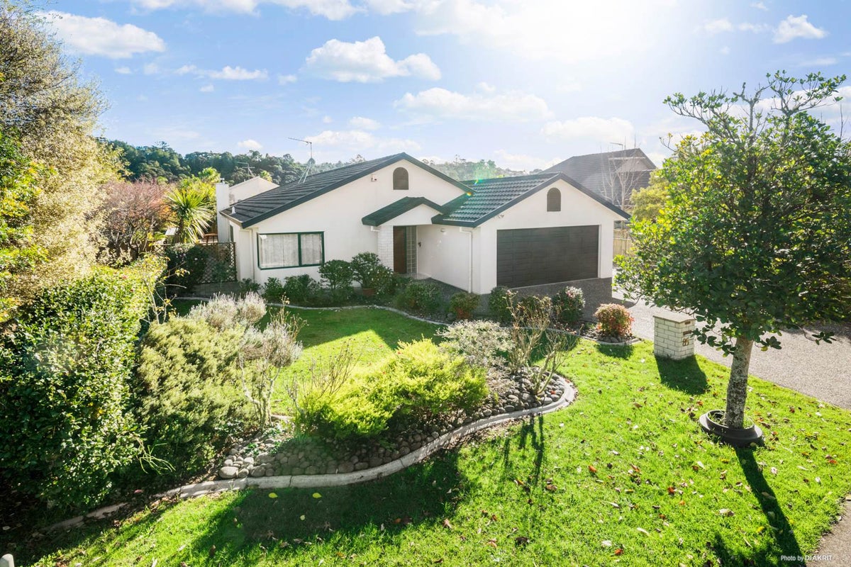 85 Landing Drive, Albany, Auckland - Carousel 1