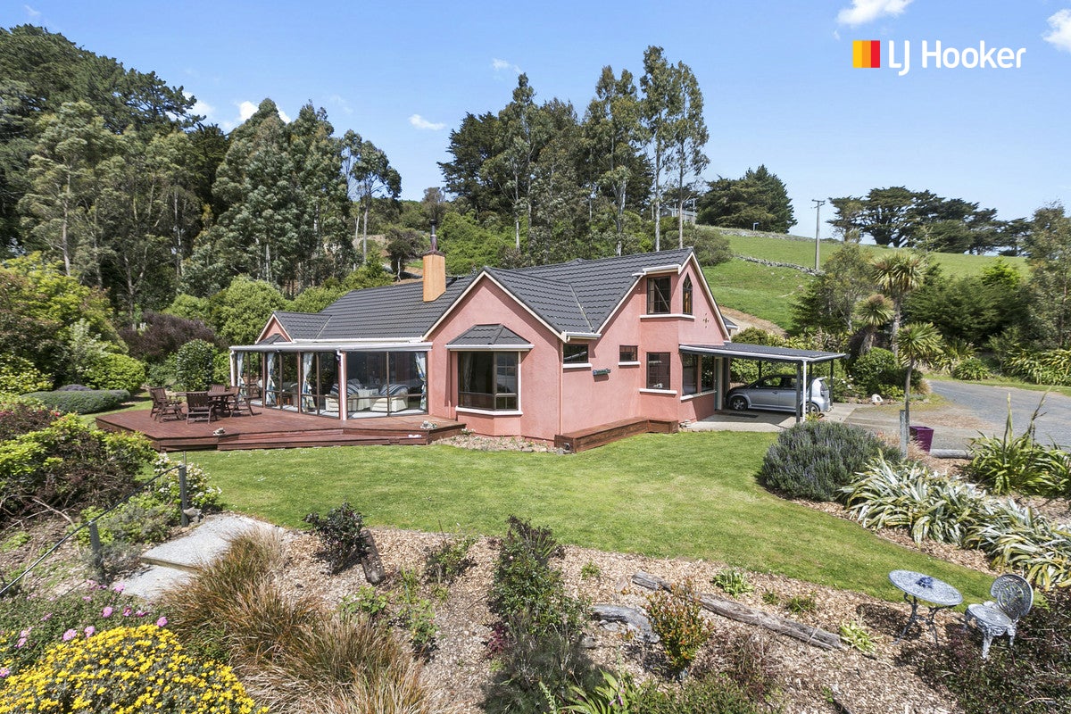 979 Highcliff Road, Highcliff, Dunedin - Carousel 1